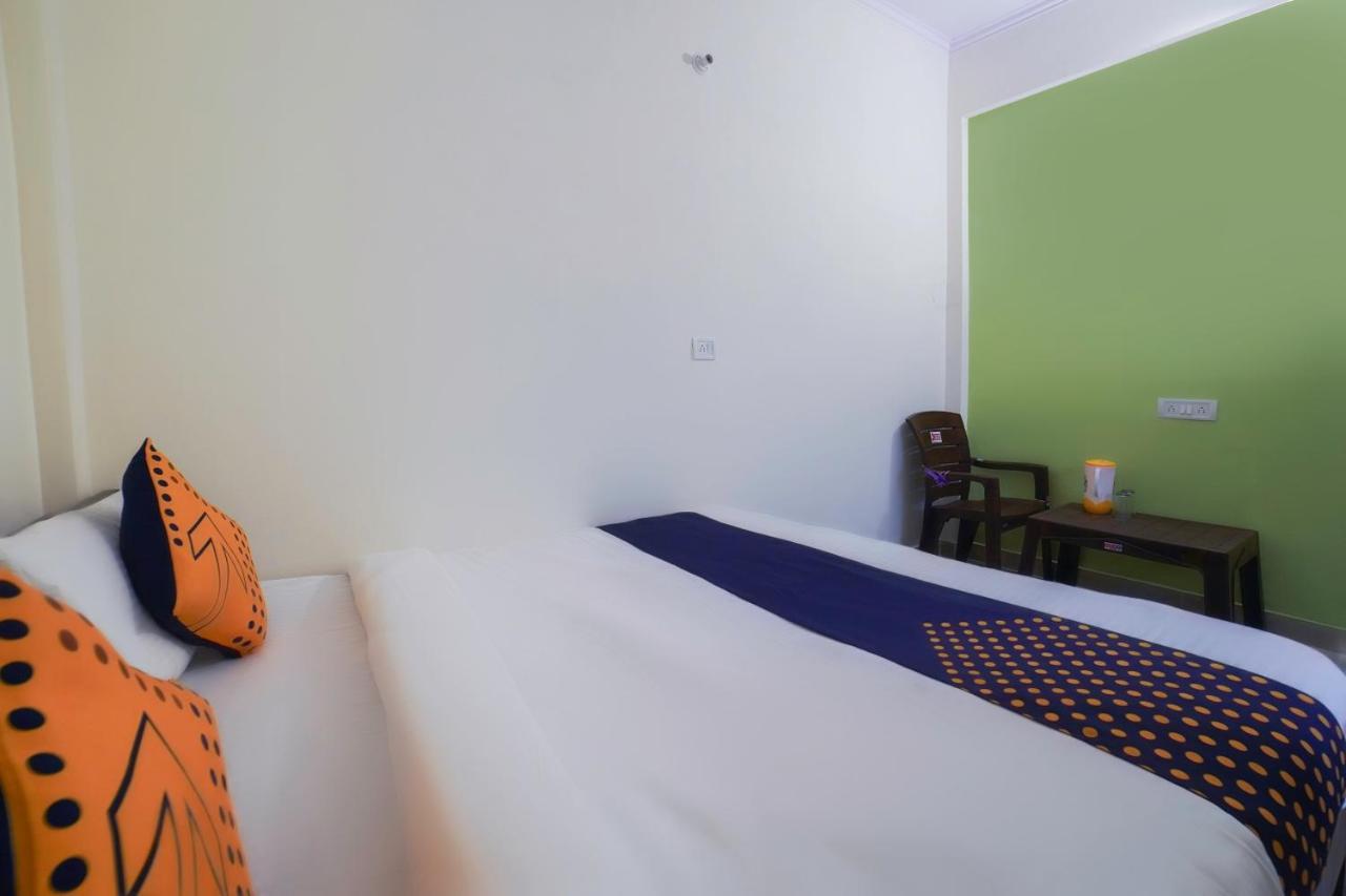 Spot On 67119 Hotel Shivam Residency Rāmpura Dış mekan fotoğraf