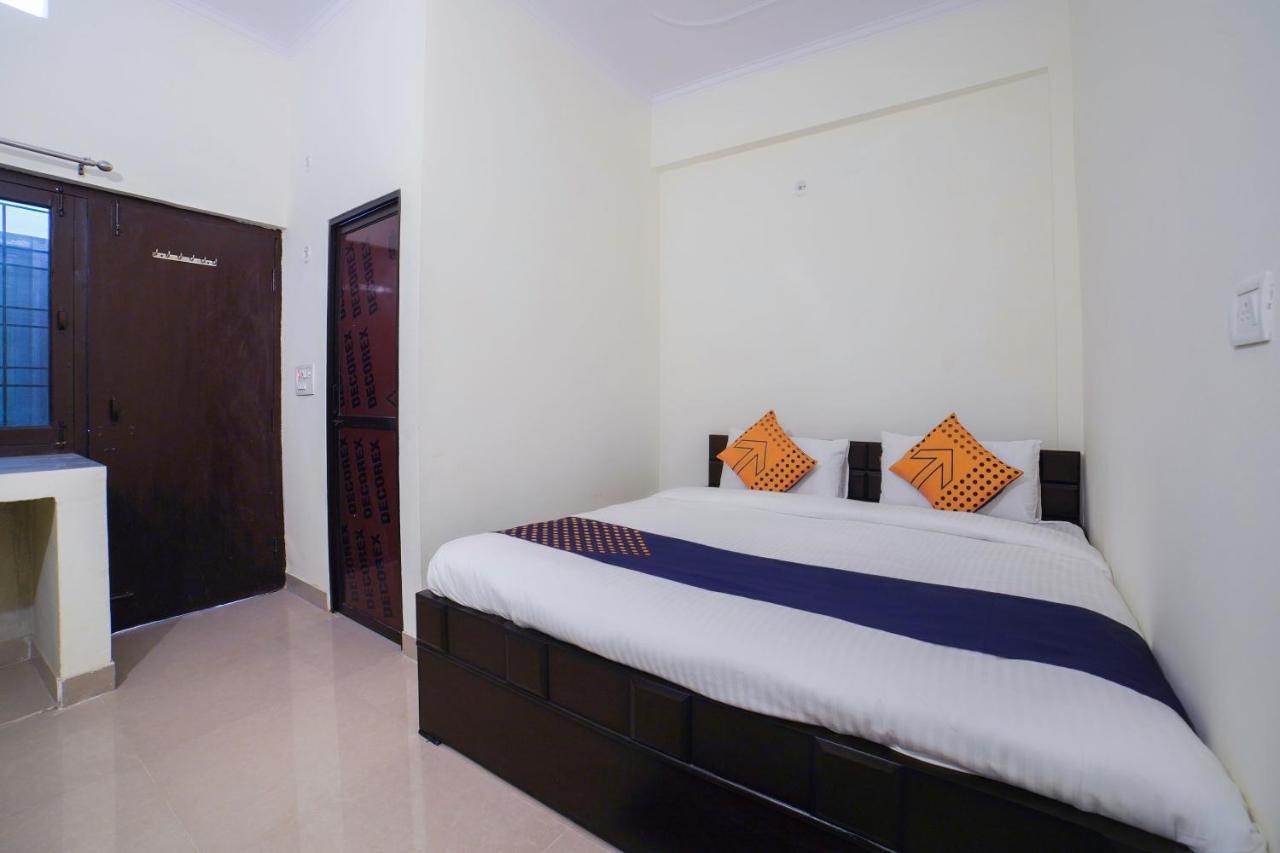 Spot On 67119 Hotel Shivam Residency Rāmpura Dış mekan fotoğraf