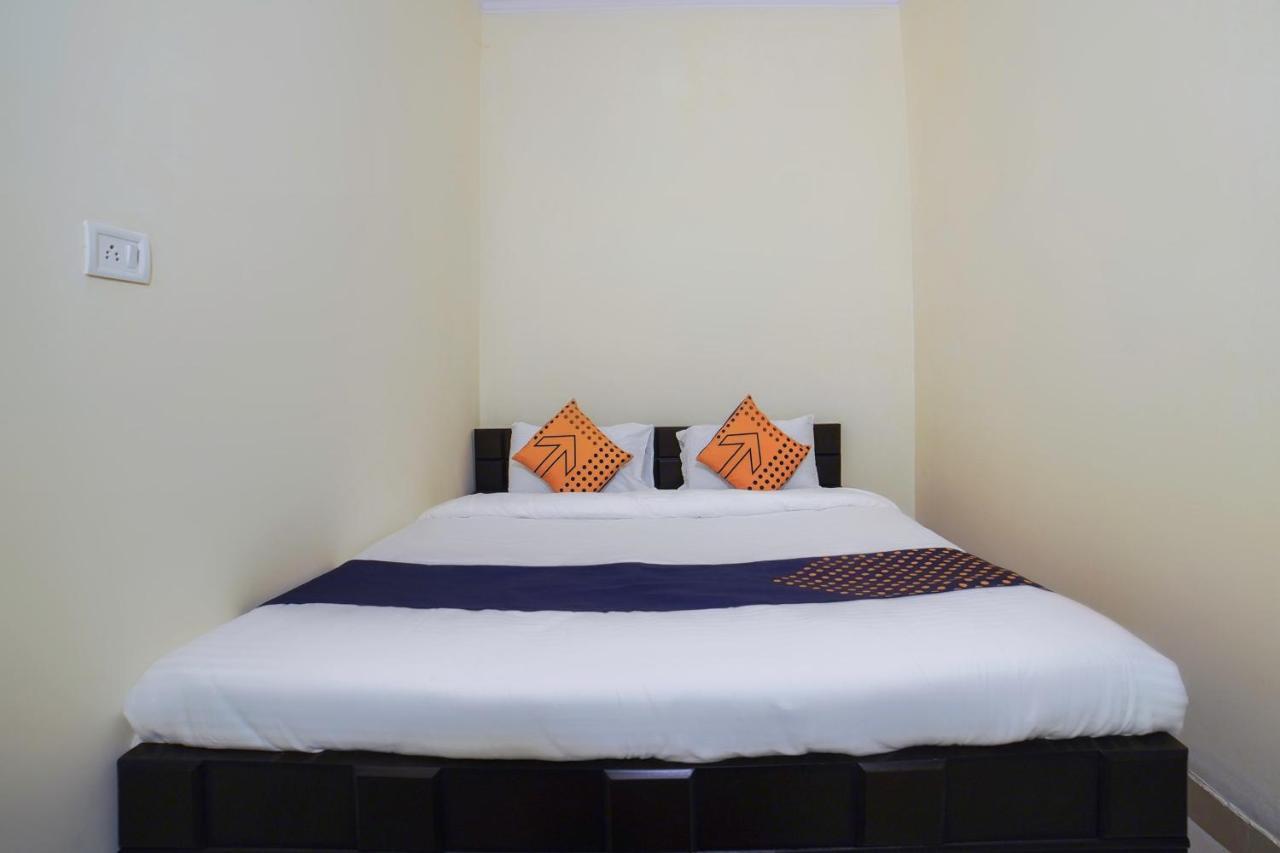 Spot On 67119 Hotel Shivam Residency Rāmpura Dış mekan fotoğraf