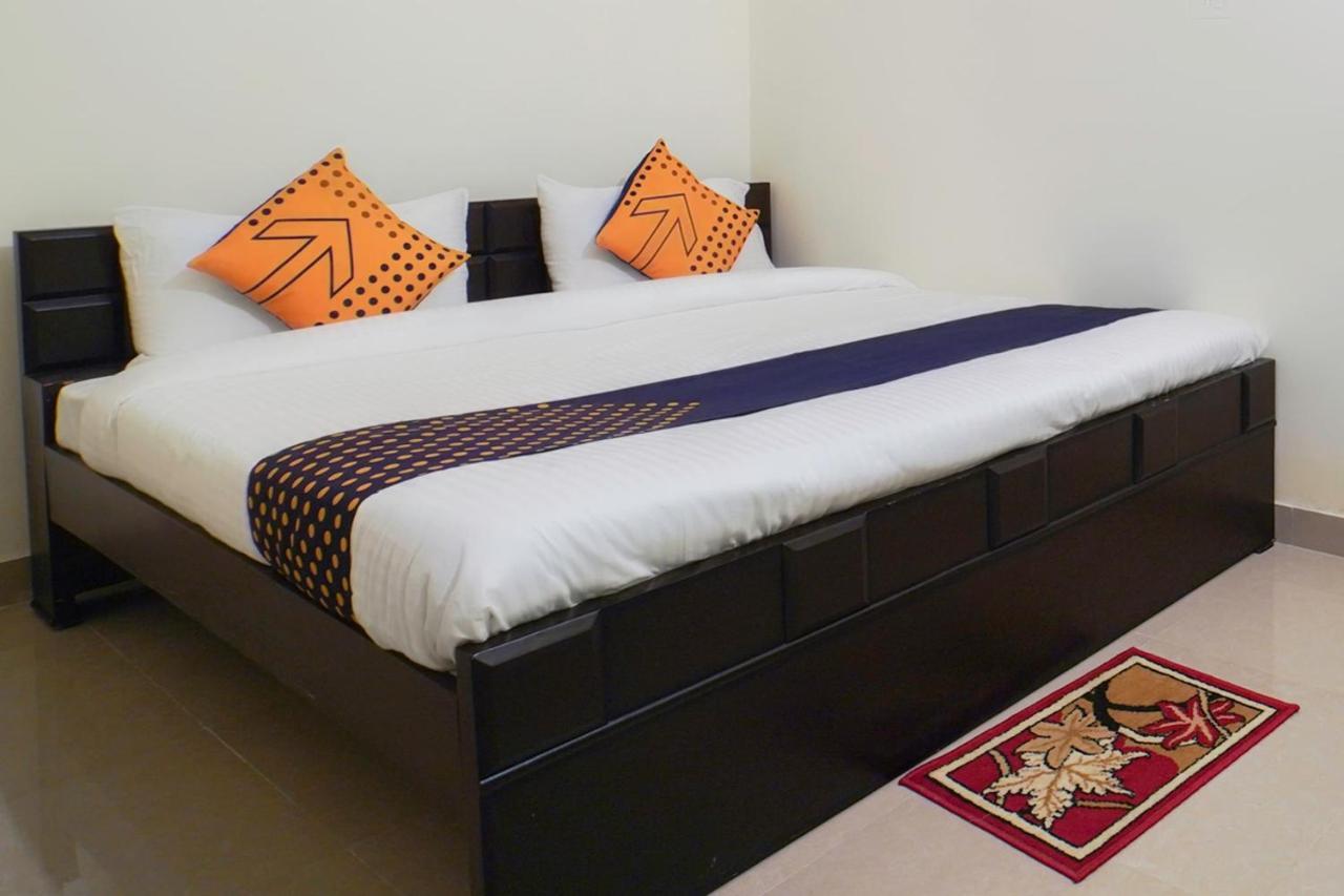 Spot On 67119 Hotel Shivam Residency Rāmpura Dış mekan fotoğraf