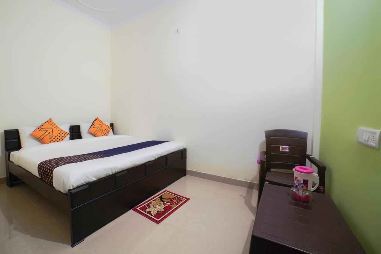 Spot On 67119 Hotel Shivam Residency Rāmpura Dış mekan fotoğraf