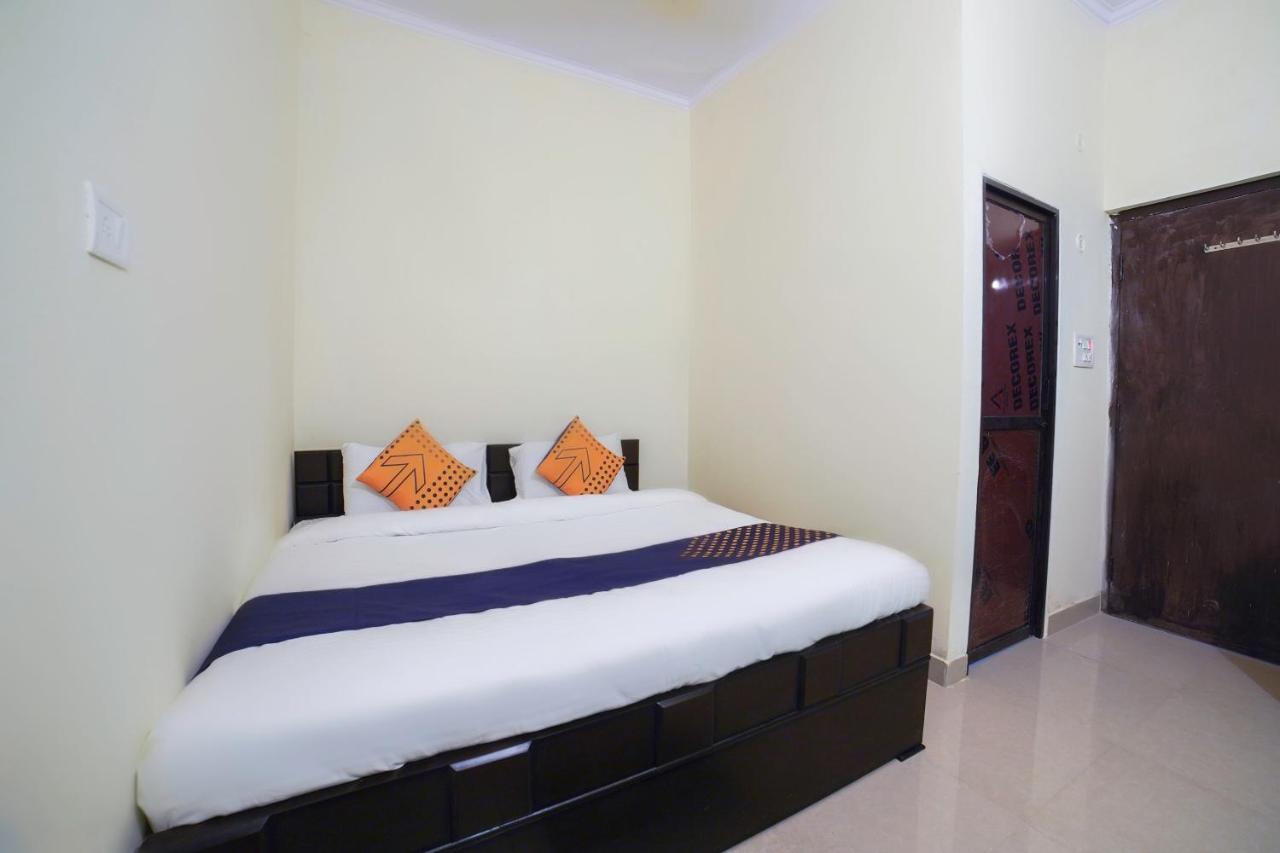 Spot On 67119 Hotel Shivam Residency Rāmpura Dış mekan fotoğraf